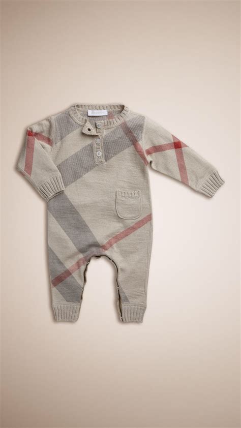 burberry baby boy clothes replica|burberry infant clothes outlet.